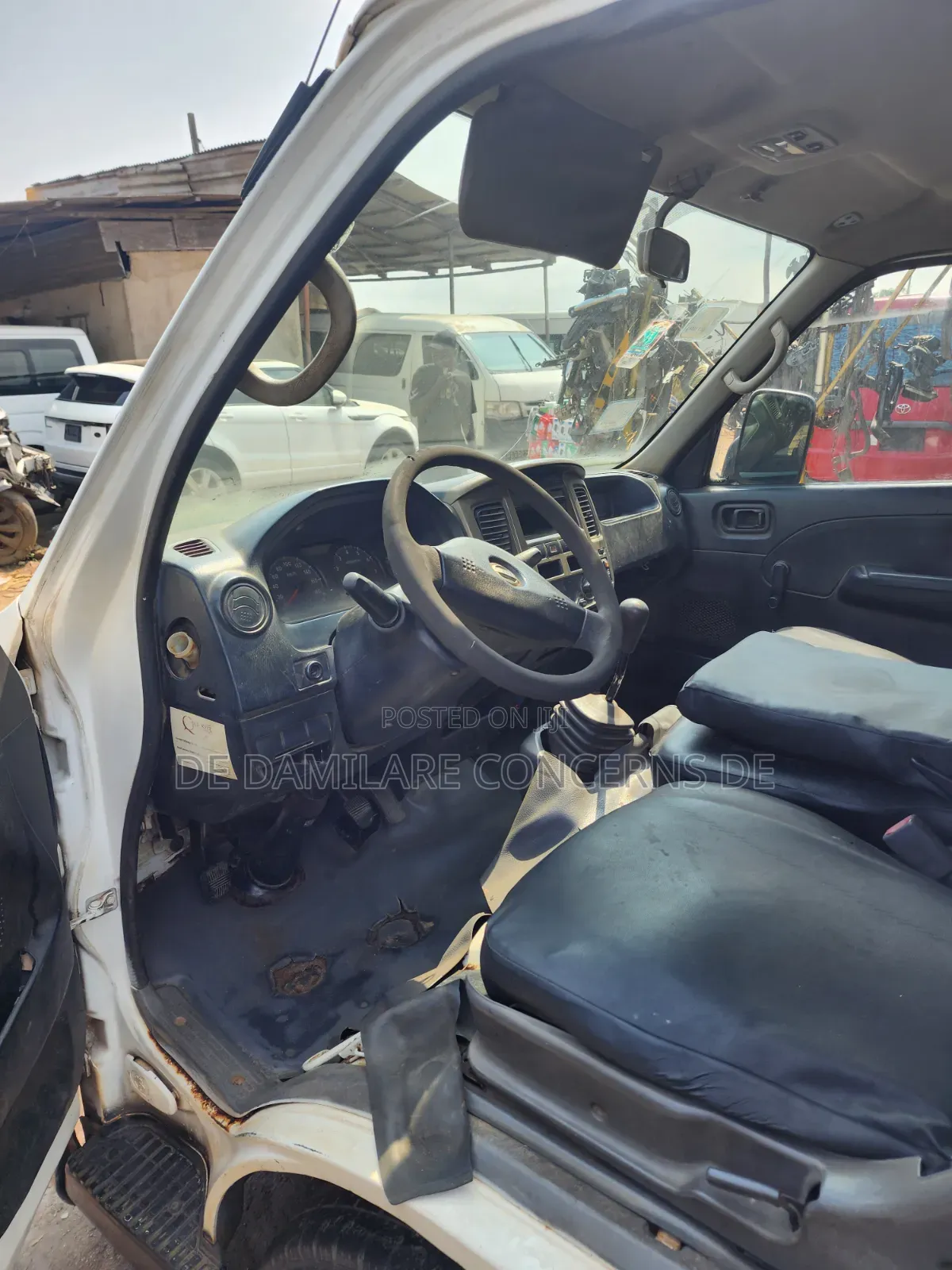 Nissan Caravan (Urvan) 2009 White