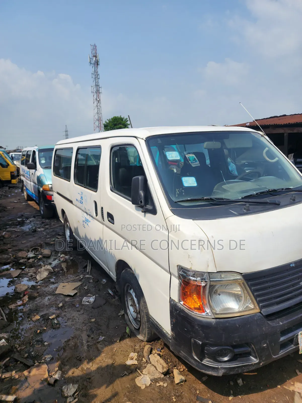 Nissan Caravan (Urvan) 2009 White