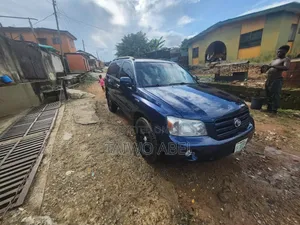 Toyota Highlander 2005 Blue