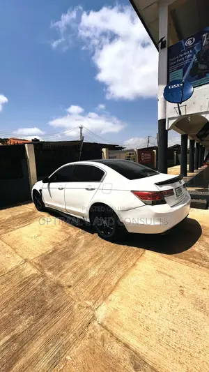 Honda Accord 2.0 i-VTEC Automatic 2009 White