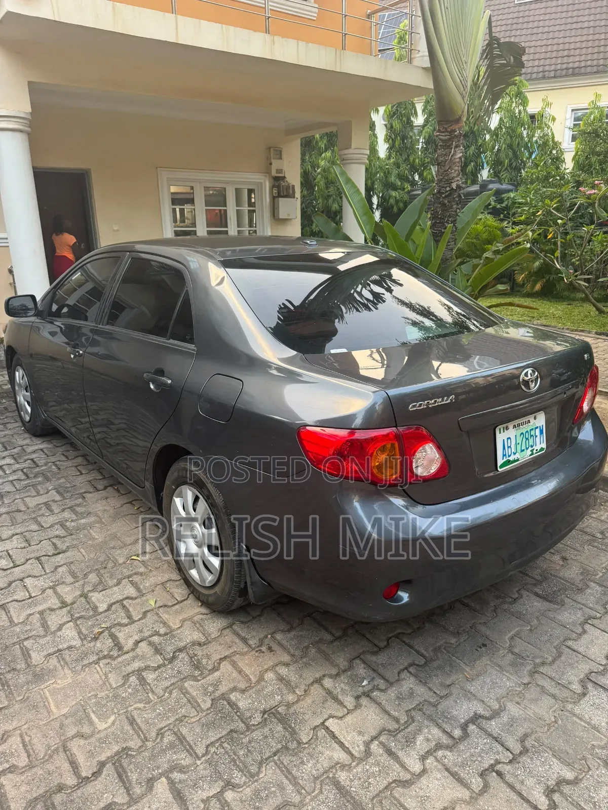 Toyota Corolla 2010 Gray