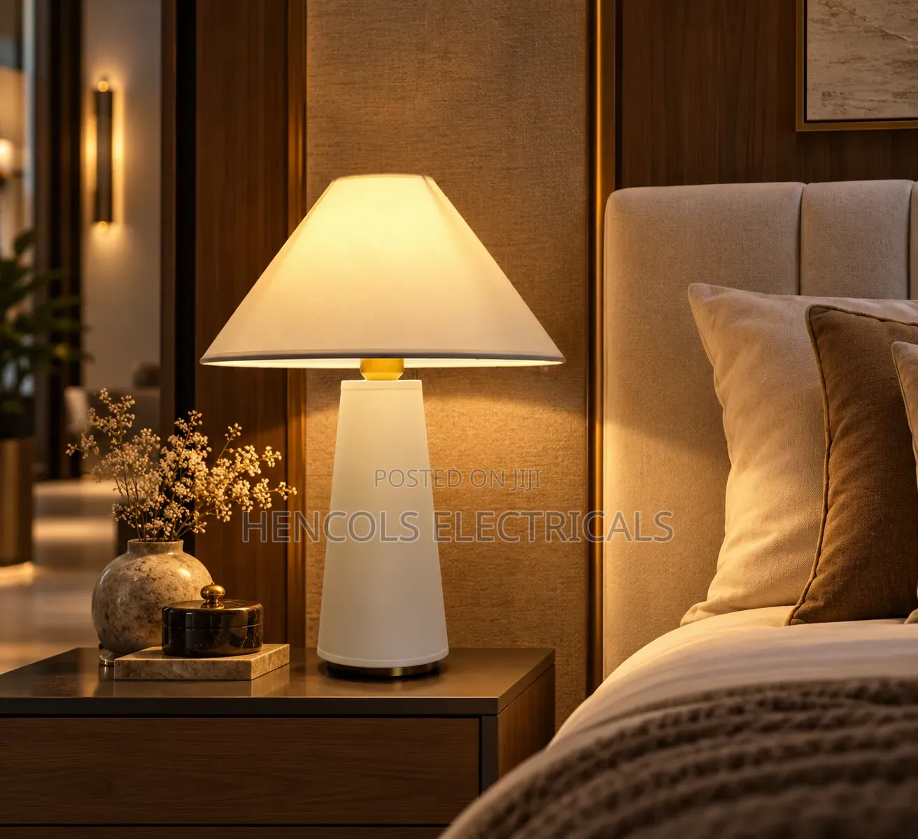 Modern Cream Ceramic Table Lamp With Beige Shade