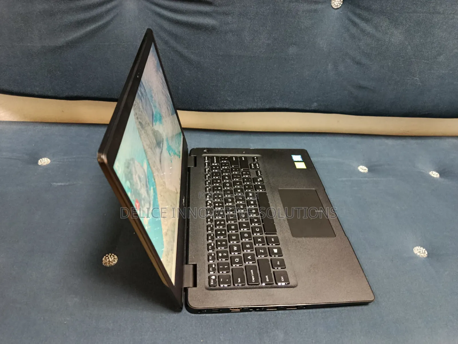 Laptop Dell Latitude 3400 8GB Intel Core i7 SSD 256GB