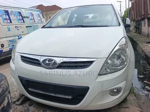 Hyundai i20 2010 White