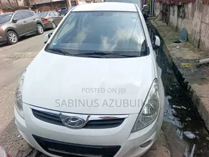 Hyundai i20 2010 White
