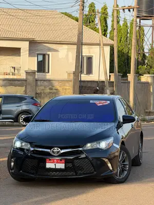Toyota Camry 2016 Black