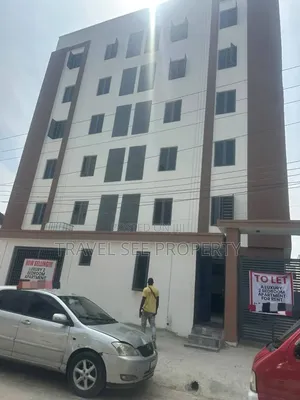 Furnished 2bdrm Block of Flats in Private Estate Lekki, Ikate for sale