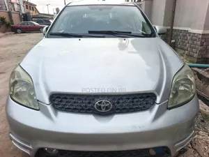 Toyota Matrix Standard AWD (1.8L 4cyl 4A) 2004 Silver