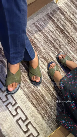 Nice Couple Wears