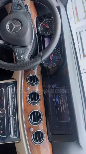 Mercedes-Benz E300 2019 Black