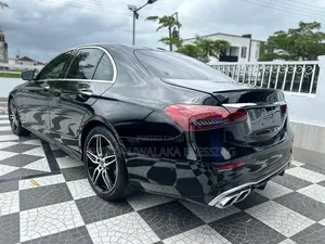 Mercedes-Benz E300 2019 Black