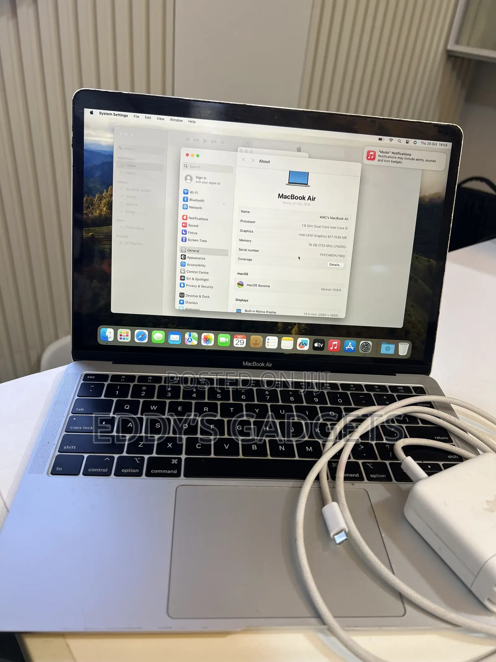 Laptop Apple MacBook Air 2019 16GB Intel Core i5 SSD 256GB