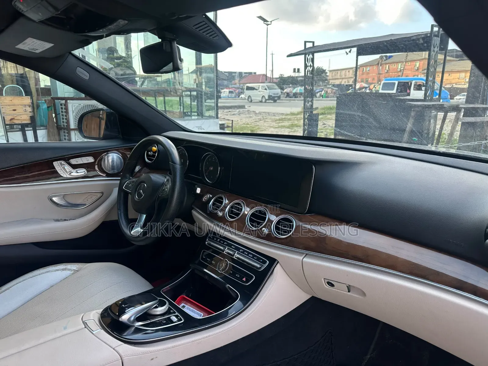Mercedes-Benz E300 2019 Black