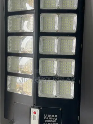 U-Max Dubai 600w Solar Light