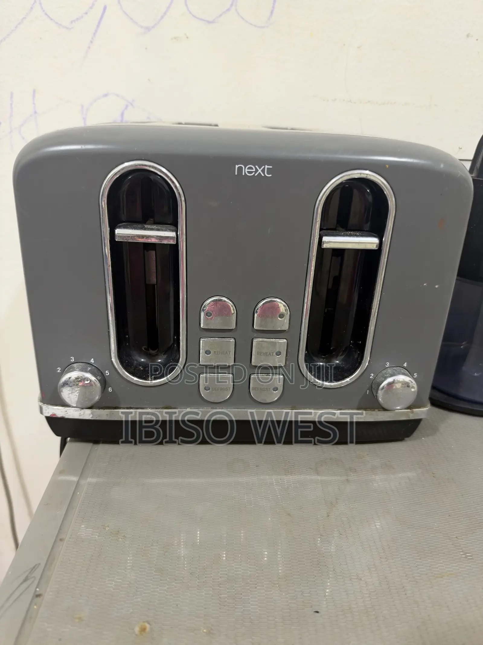 Bread Toaster