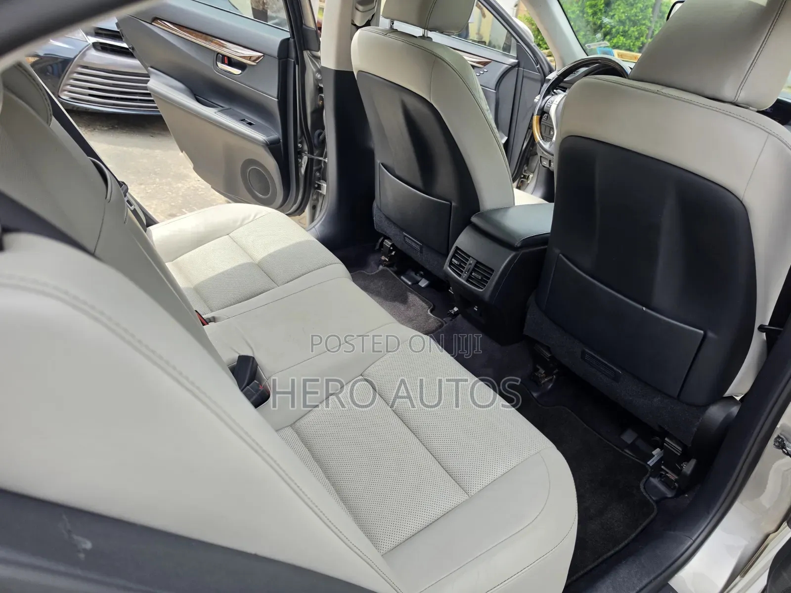 Lexus ES 350 FWD 2015 Silver