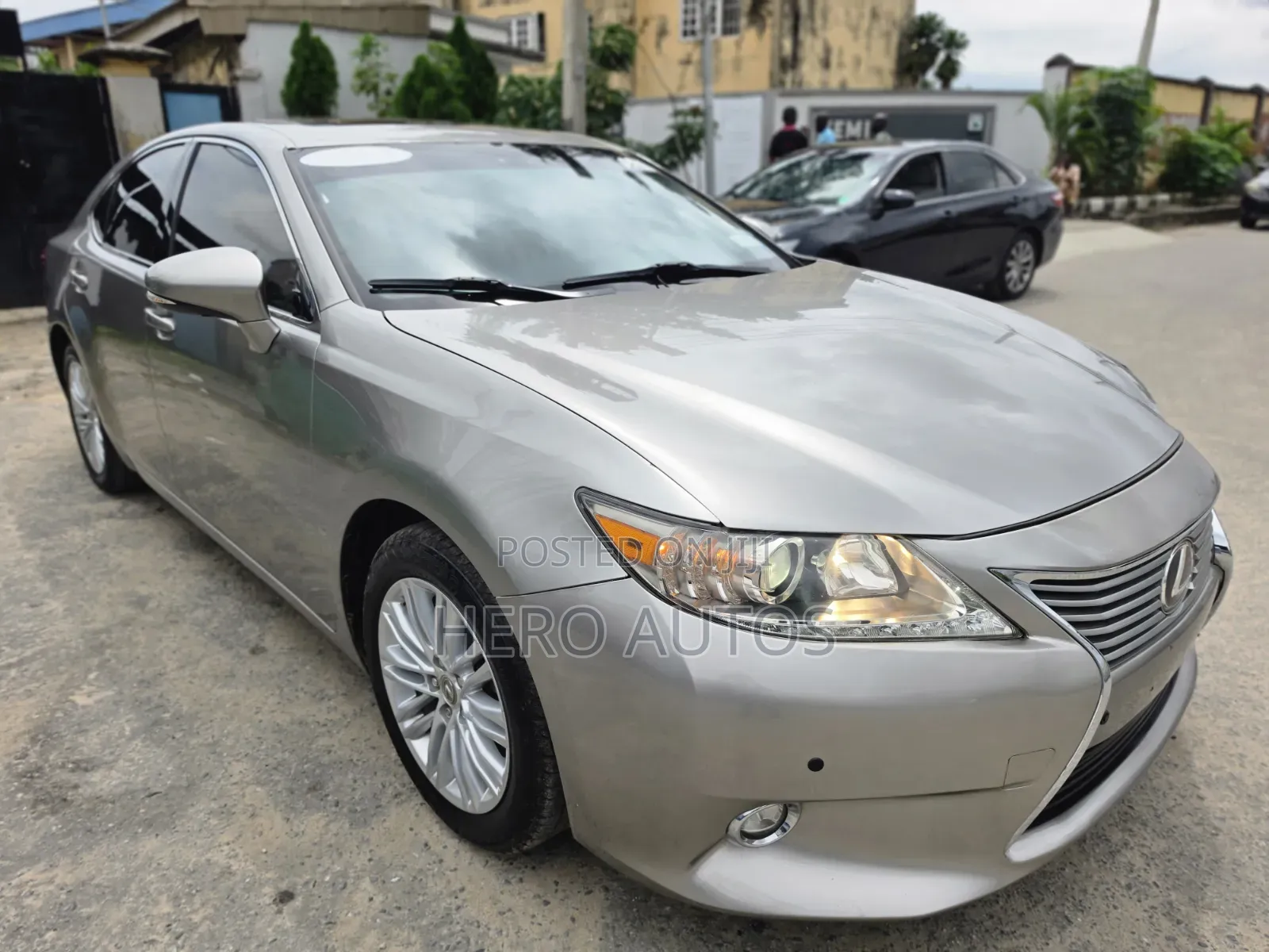 Lexus ES 350 FWD 2015 Silver