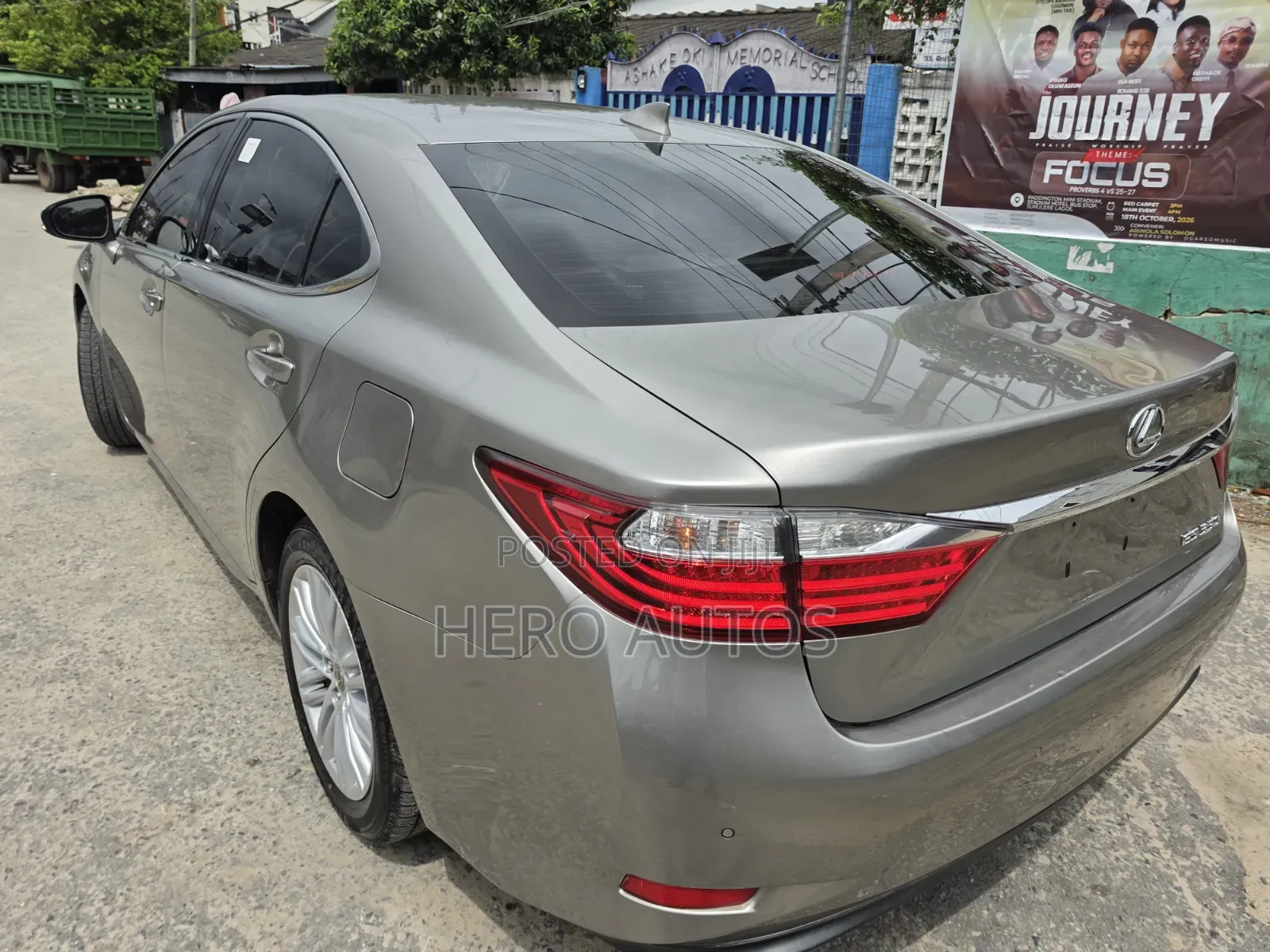 Lexus ES 350 FWD 2015 Silver