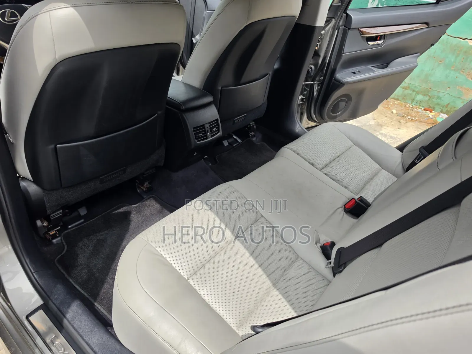 Lexus ES 350 FWD 2015 Silver