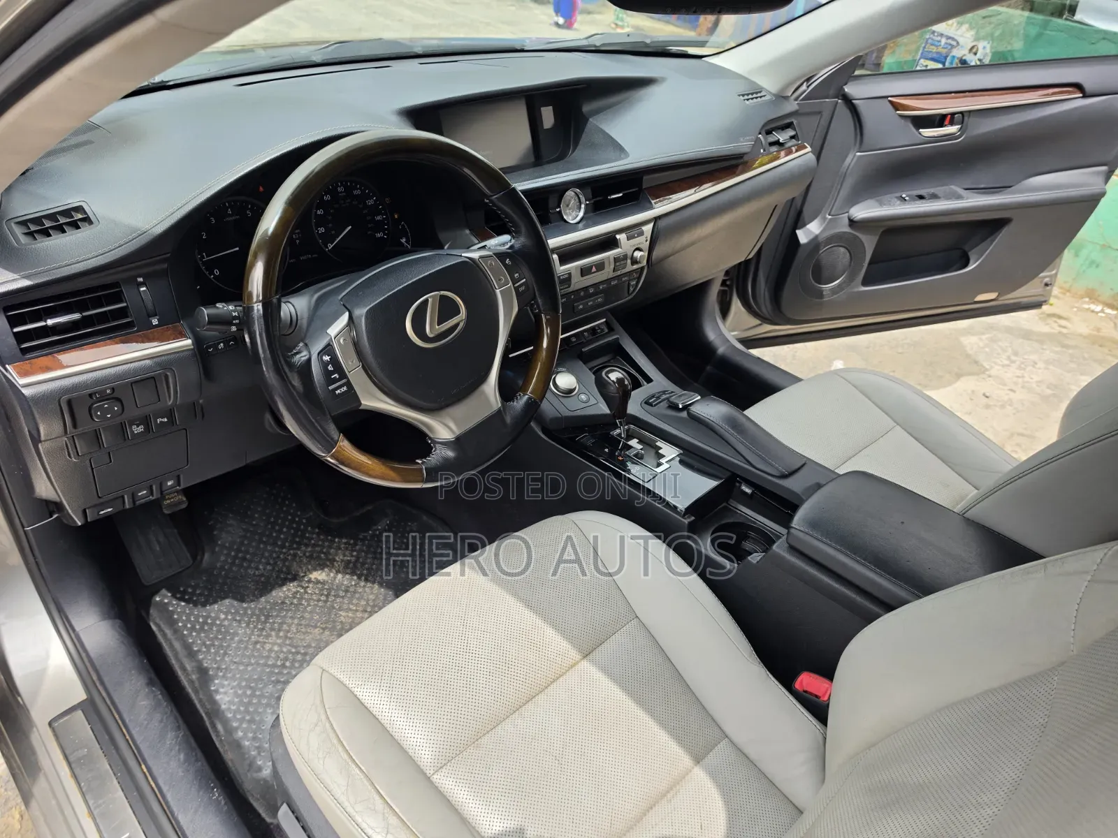 Lexus ES 350 FWD 2015 Silver