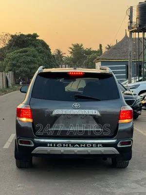Toyota Highlander 2010 Gray
