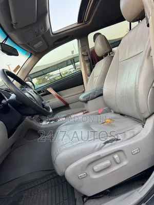 Toyota Highlander 2010 Gray