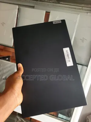 Laptop Lenovo V15 G4 16GB AMD Ryzen 5 SSD 256GB