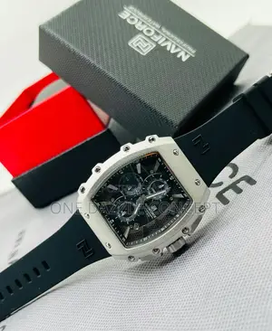 Naviforce NF8070 Quartz Chronograph Men's Wristwatch