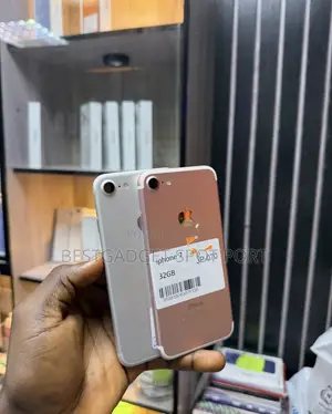 Apple iPhone 7 32 GB Silver