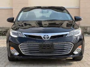 Toyota Avalon Limited 4dr Sedan (3.5L 6cyl 6A) 2015 Black
