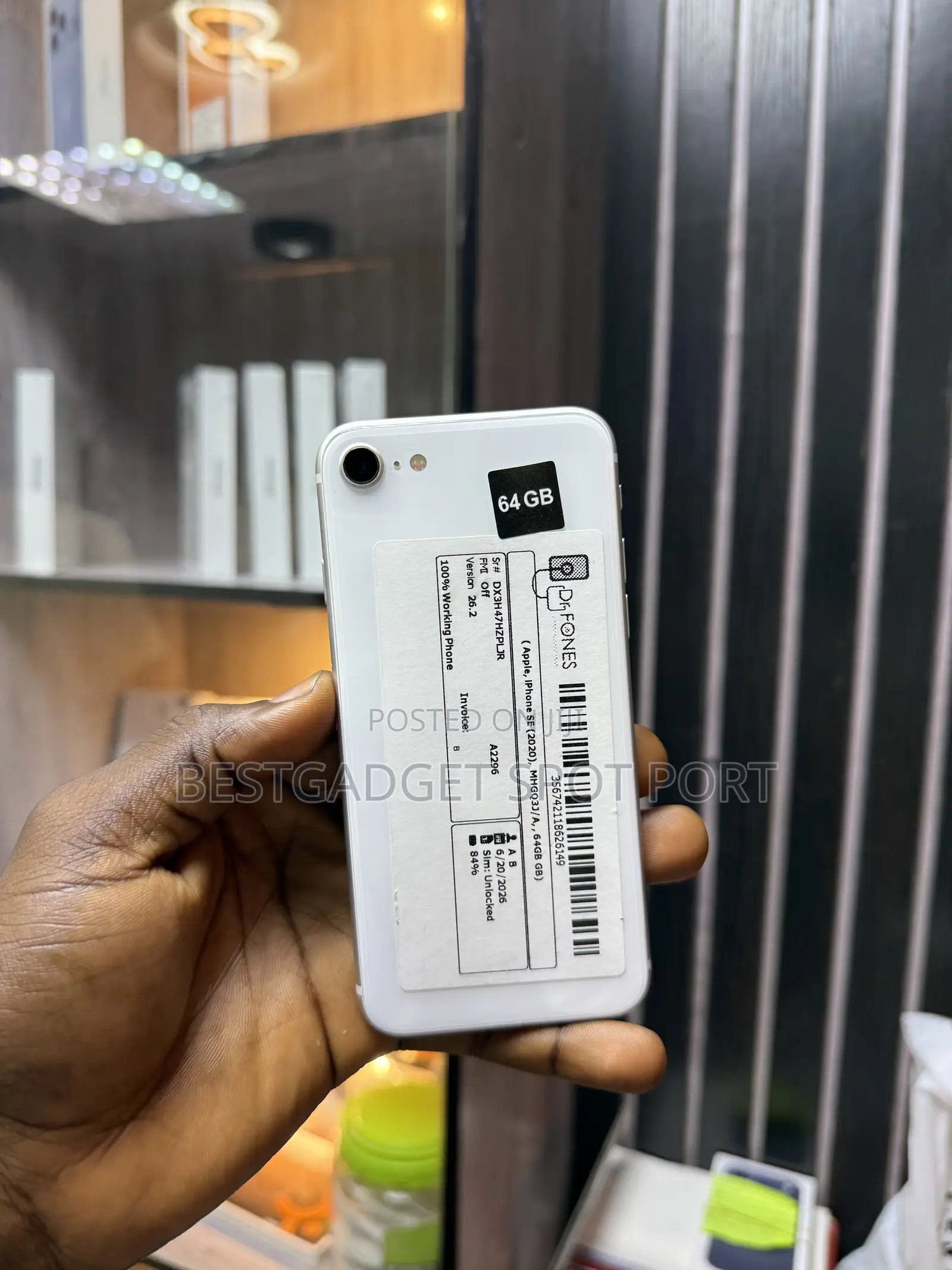 Apple iPhone SE (2022) 64 GB Silver