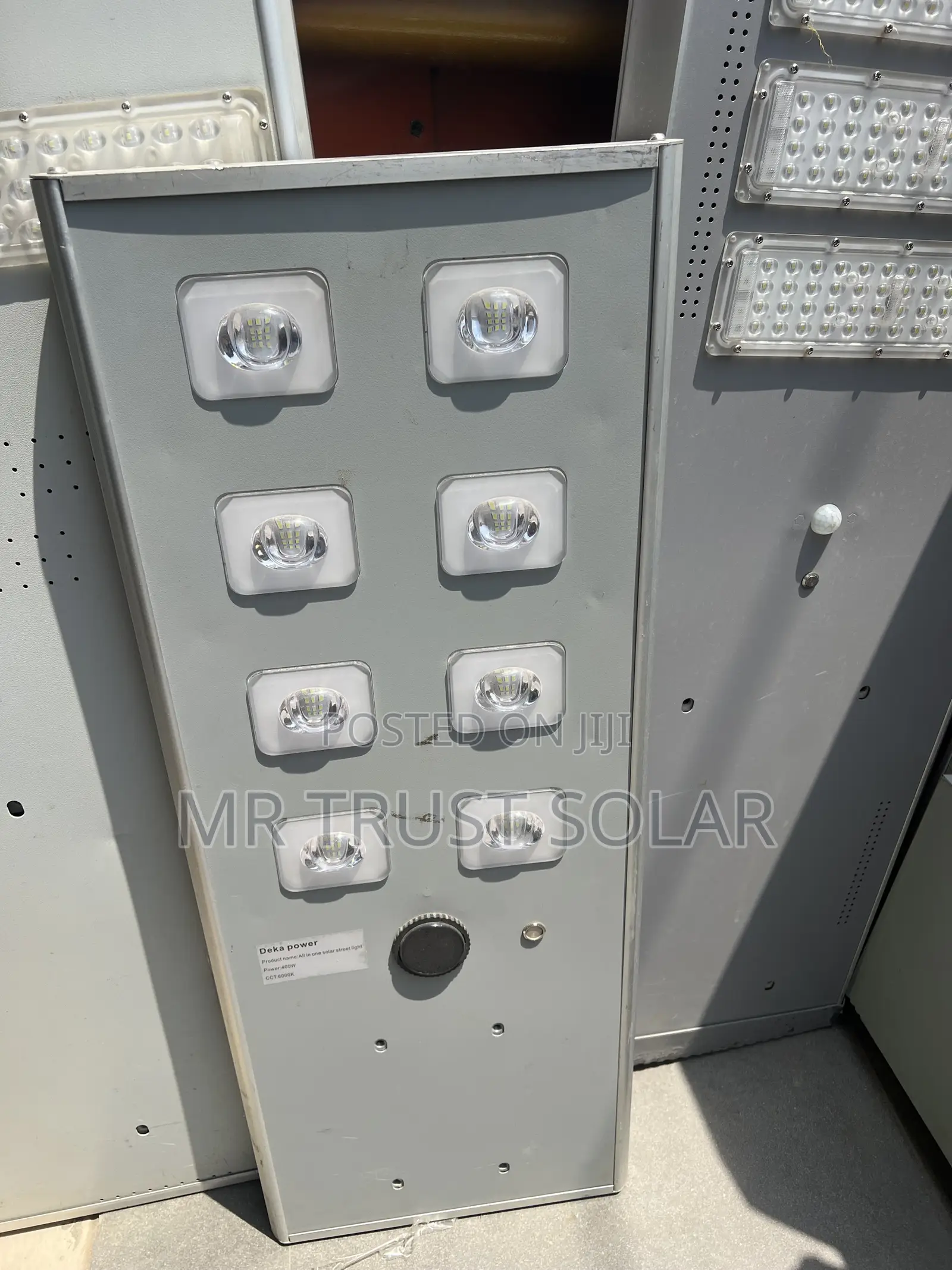 400W Deka Power Solar Street Light
