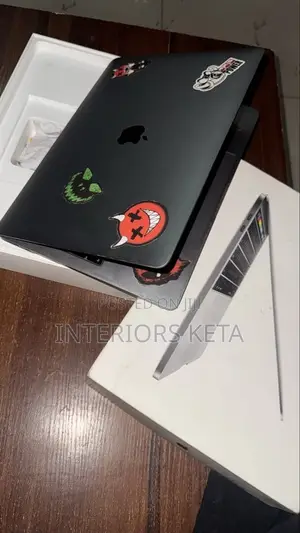 Laptop Apple MacBook Pro 2019 8GB Intel Core i5 SSD 512GB