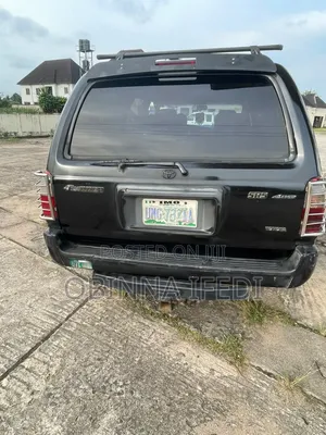Toyota 4-Runner 2000 Black