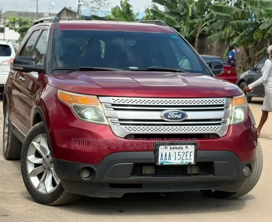 Ford Explorer 2014 Red
