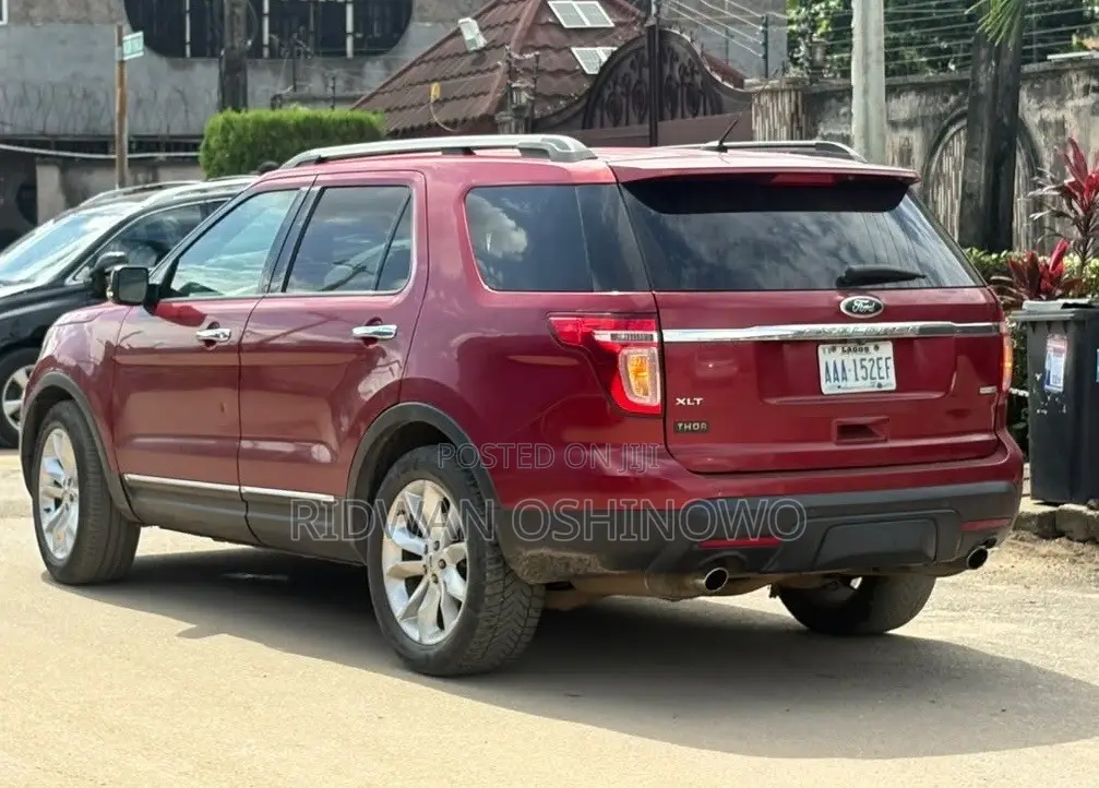 Ford Explorer 2014 Red