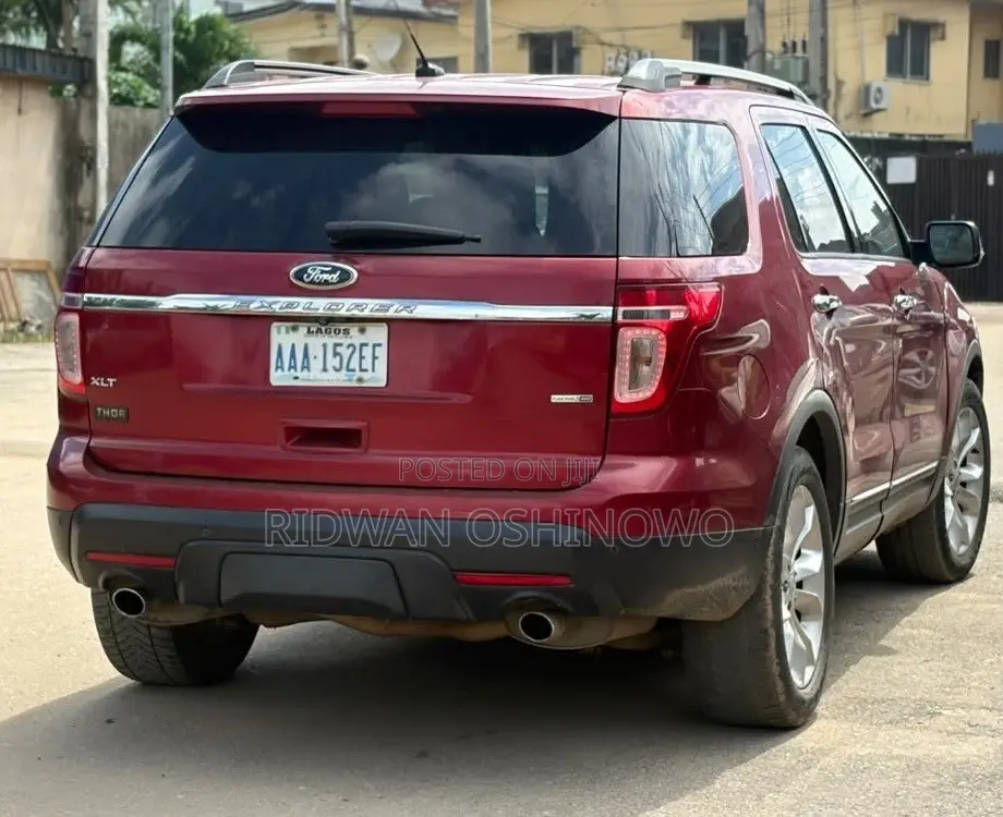 Ford Explorer 2014 Red