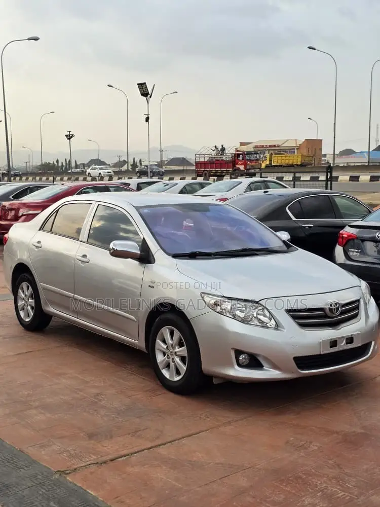 Toyota Corolla 2008 Gray