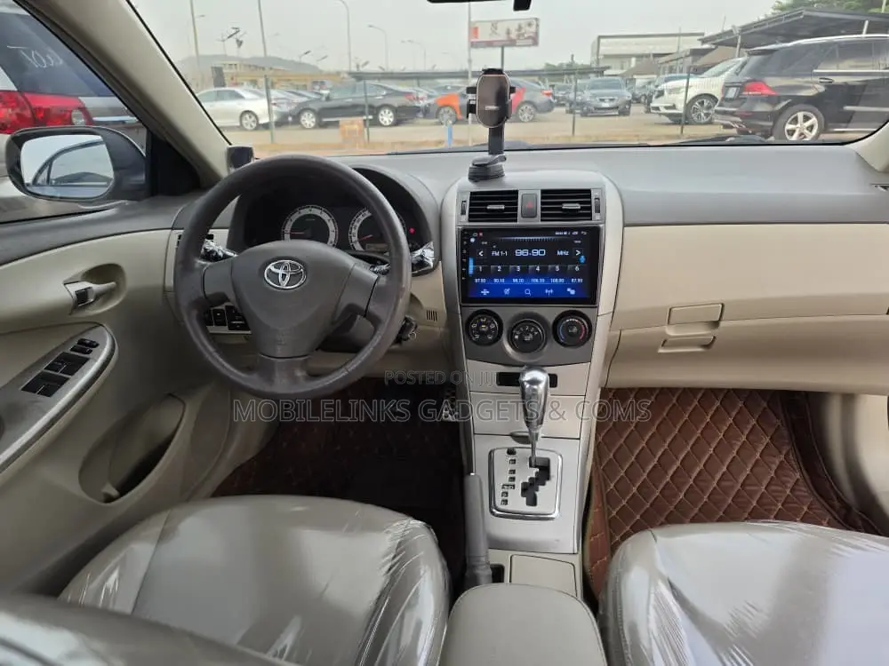 Toyota Corolla 2008 Gray