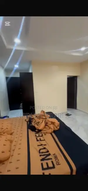 3bdrm Block of Flats in Sow Luxury Apartment, Life Camp for rent