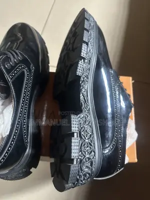 Fairly Used Shoe