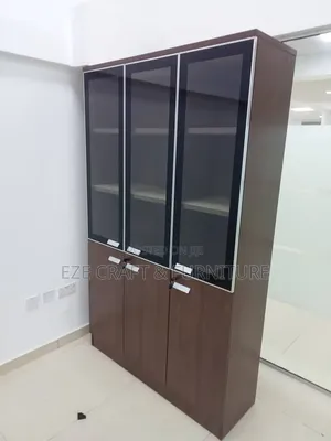 Yifaa 3doors Wooden Bookshelf