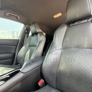 Toyota C-HR 2019 Red