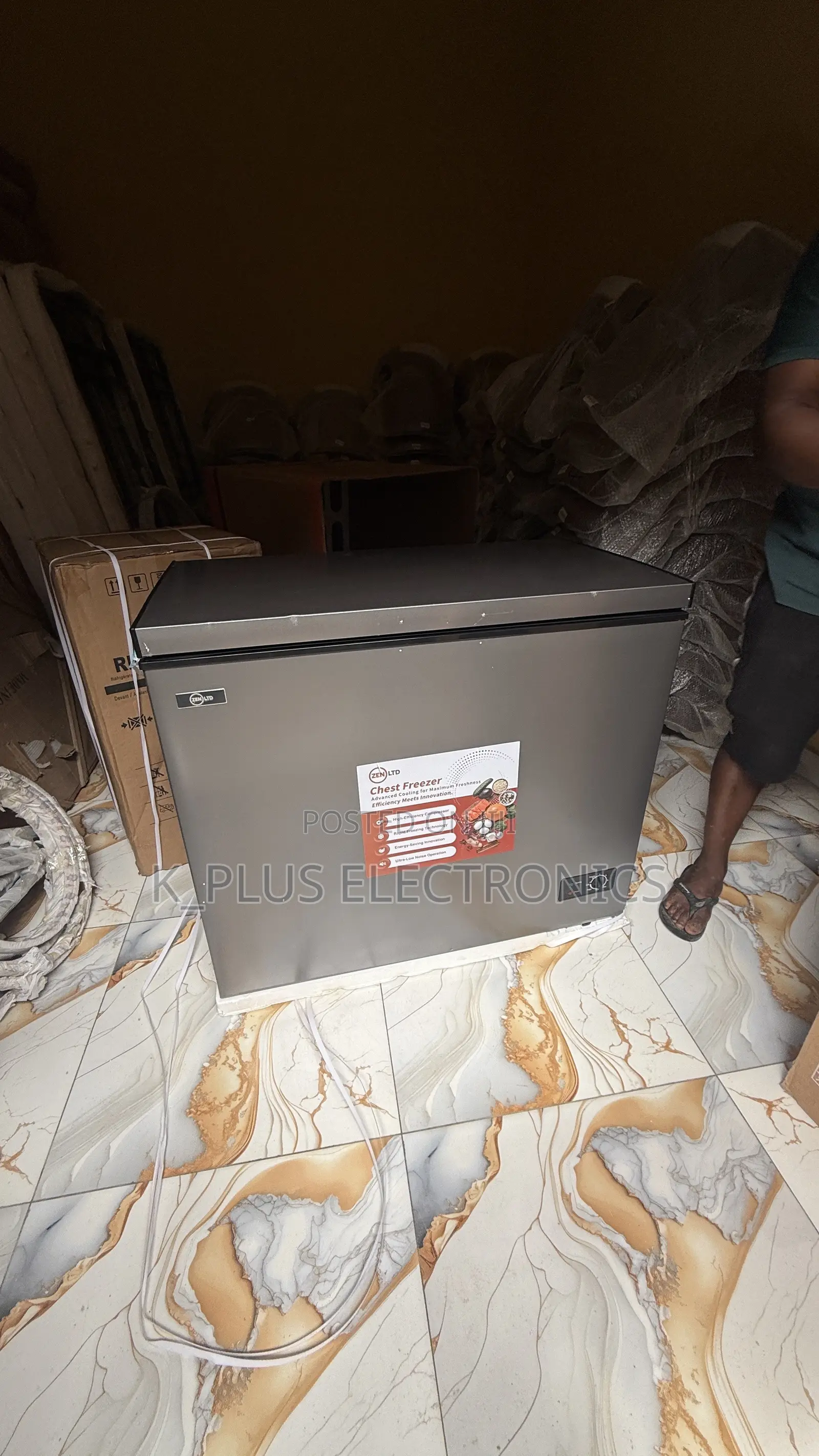 Zen 200L Freezer 