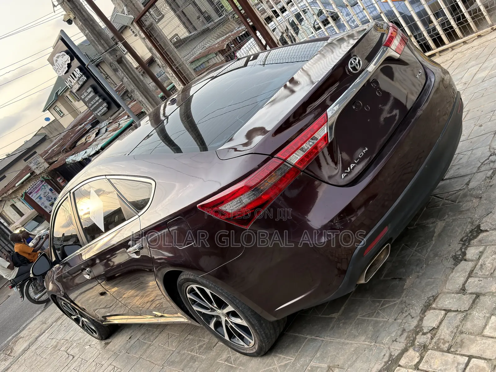 Toyota Avalon 2014 Brown