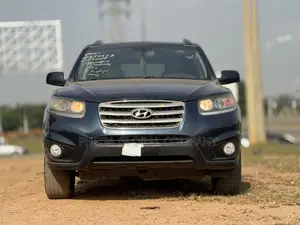 Hyundai Santa Fe Limited 2012 Matt Black