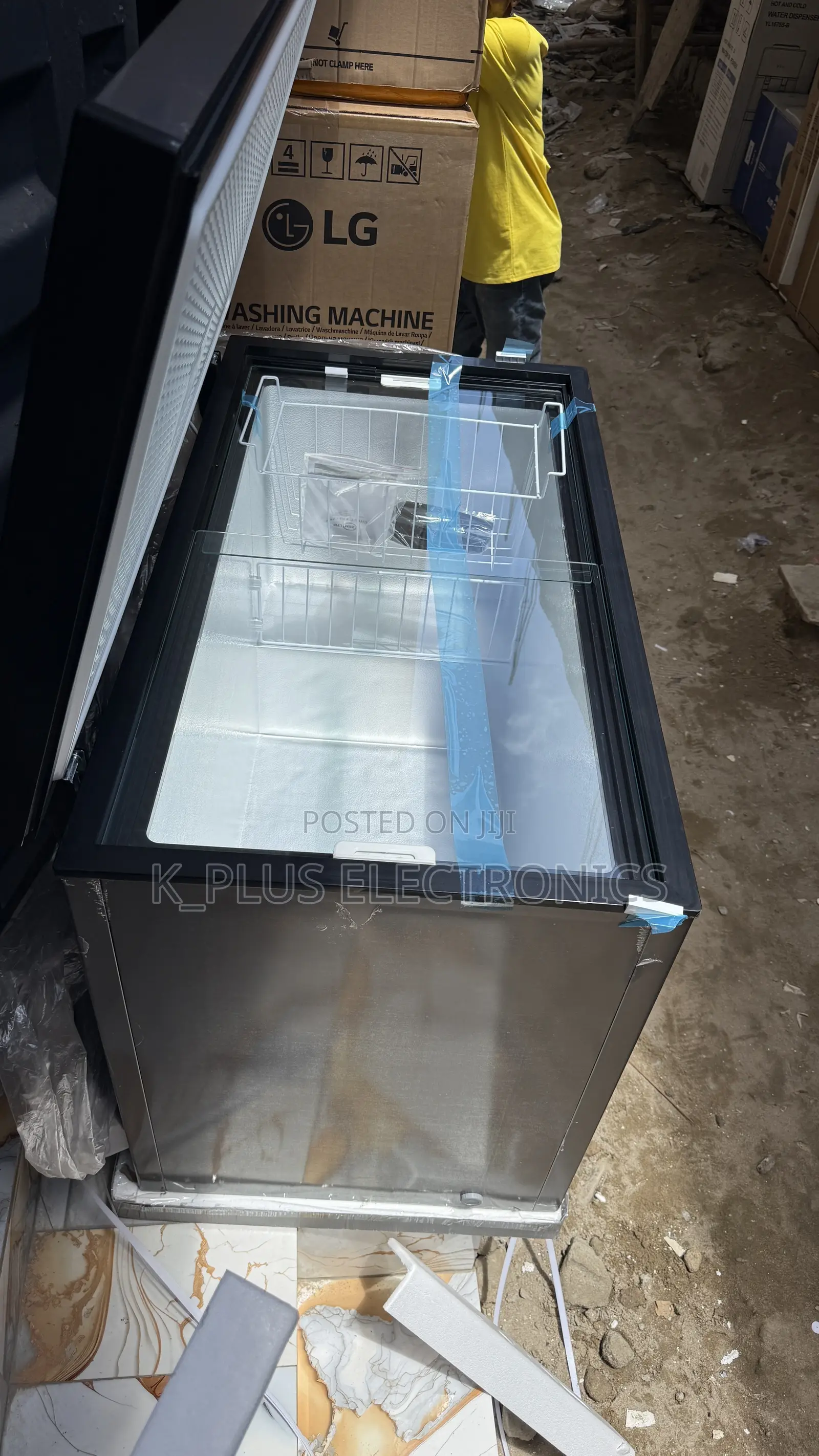 Zen 300L Freezer 