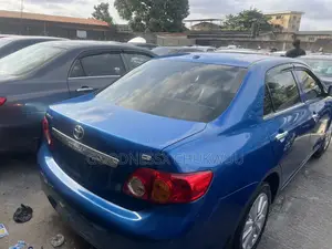 Toyota Corolla 2009 Blue