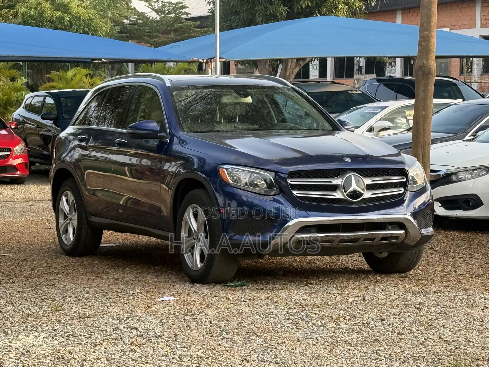 Mercedes-Benz GLC-Class 2017 Blue