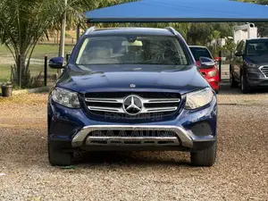 Mercedes-Benz GLC-Class 2017 Blue